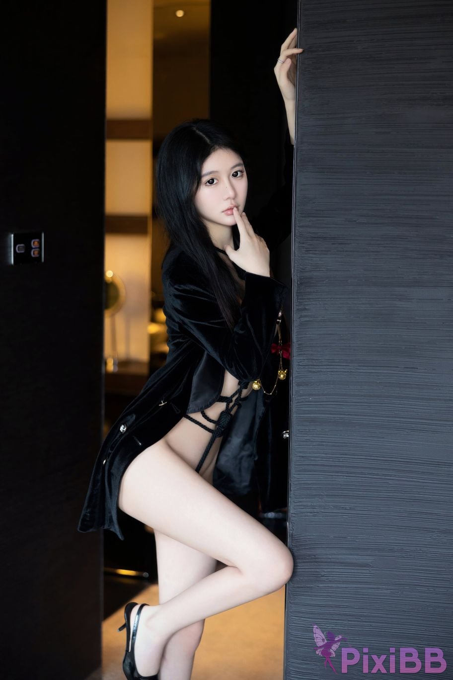 XR Uncensored Xie Xiaoan R18 XIUREN model Black rope bondage PixiBB.COM 025.JPEG