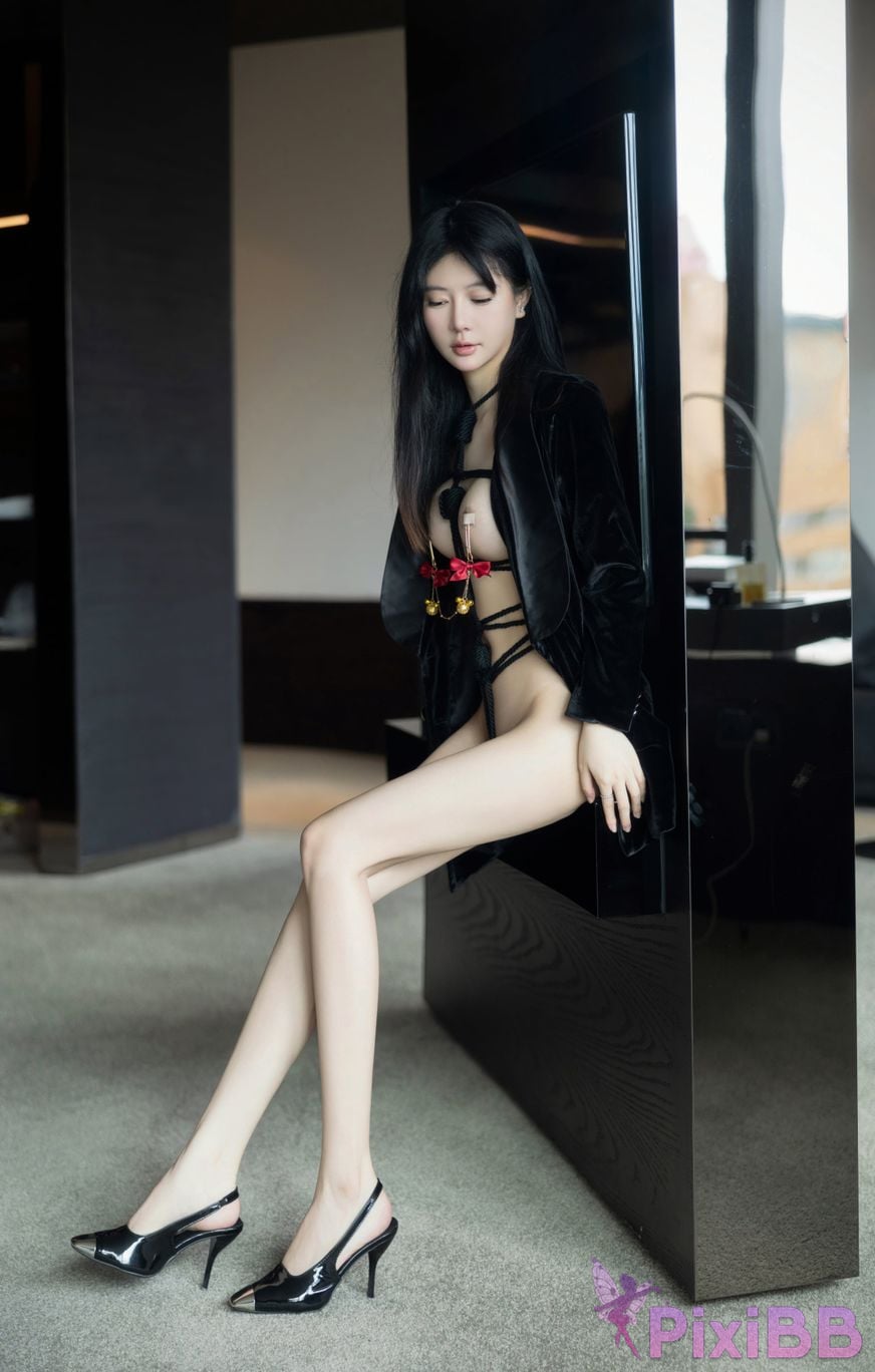 XR Uncensored Xie Xiaoan R18 XIUREN model Black rope bondage PixiBB.COM 030.JPEG