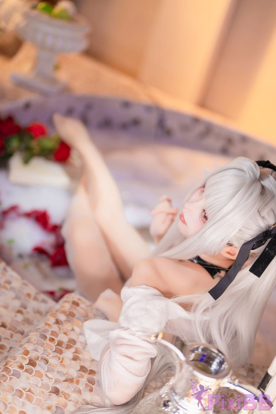 Cosplayer Big roll small Beautiful Girl Wanhua Mirror pool PixiBB.COM 021