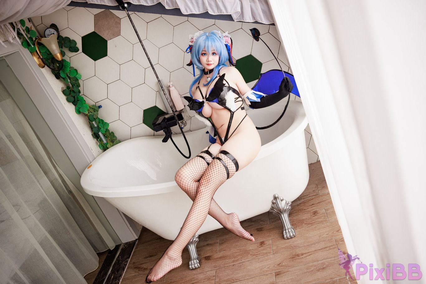 Cosplayer A Xuexue Succubus Ganyu PixiBB.COM 011