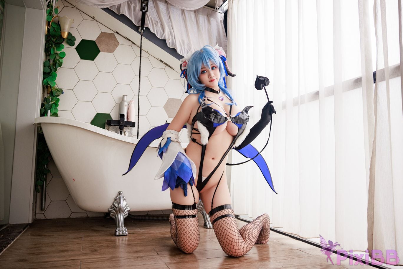 Cosplayer A Xuexue Succubus Ganyu PixiBB.COM 021