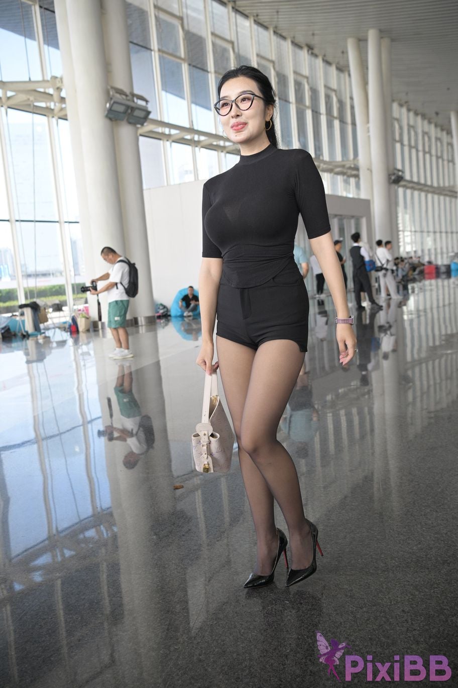 Featured Street Photography Works No.5651 Black stockings with fragrance PixiBB.COM 057