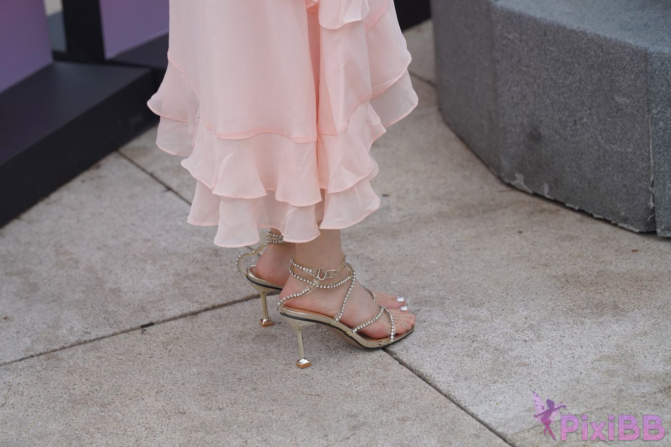 Featured Street Photography Works No.5659 Pink gauze skirt PixiBB.COM 010