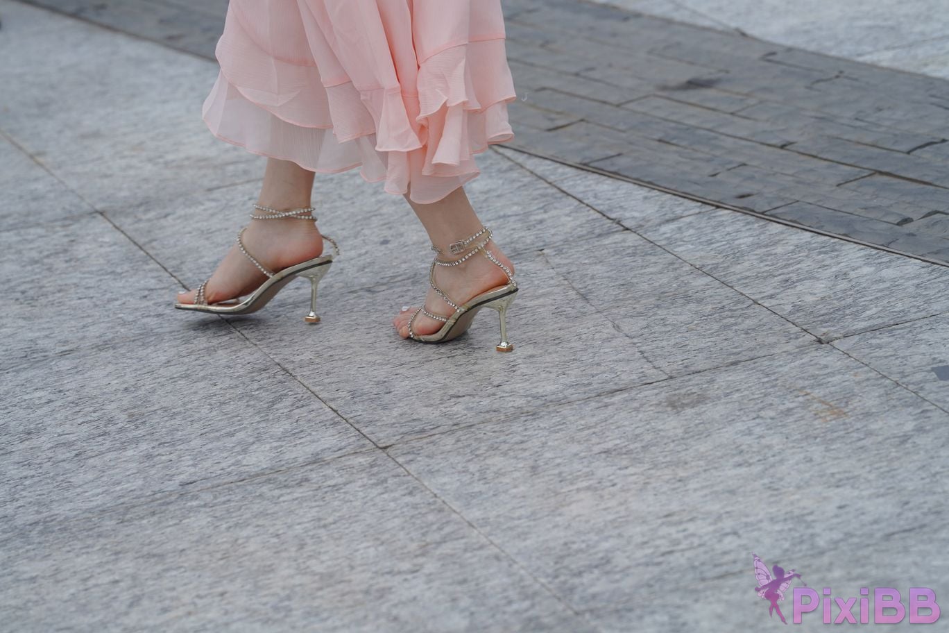 Featured Street Photography Works No.5659 Pink gauze skirt PixiBB.COM 030