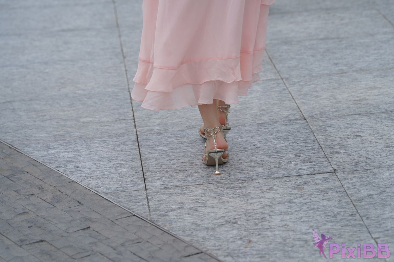 Featured Street Photography Works No.5659 Pink gauze skirt PixiBB.COM 031
