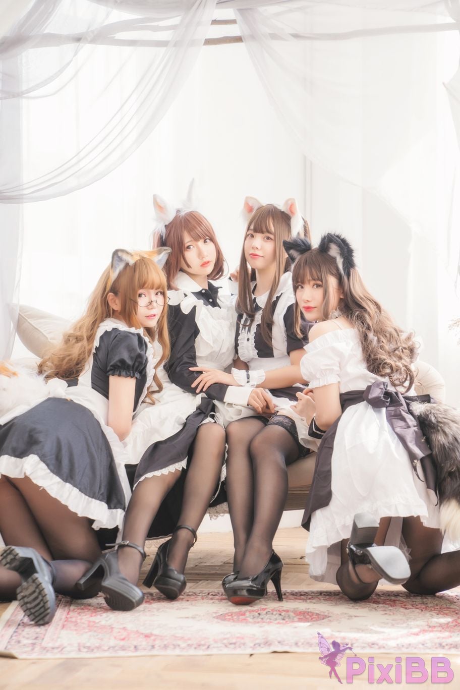 Cosplayer Yoko Zhai Xia Ono platinum Saki front feather rr Four people in pairs with girlfriends PixiBB.COM 090