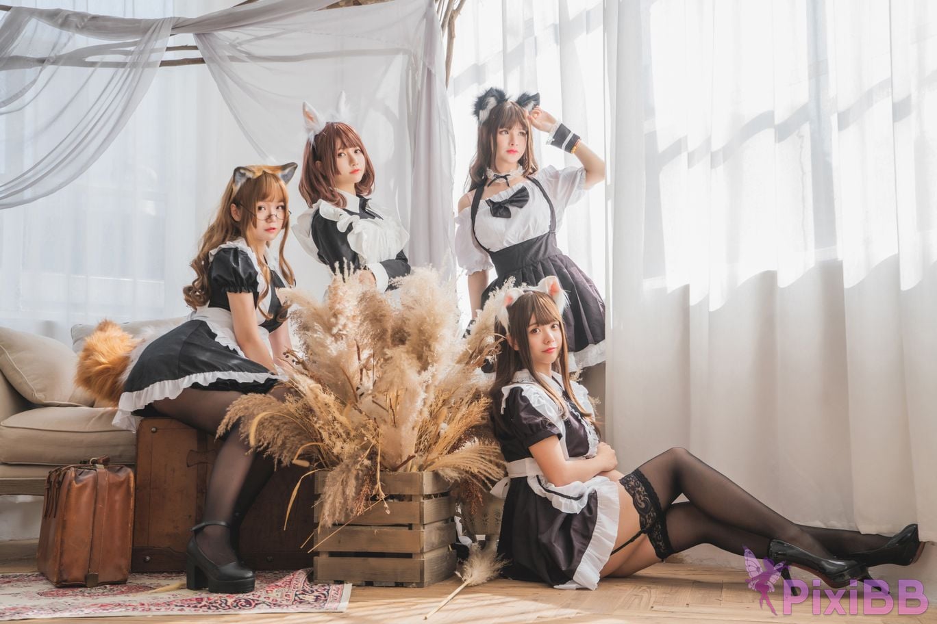 Cosplayer Yoko Zhai Xia Ono platinum Saki front feather rr Four people in pairs with girlfriends PixiBB.COM 117