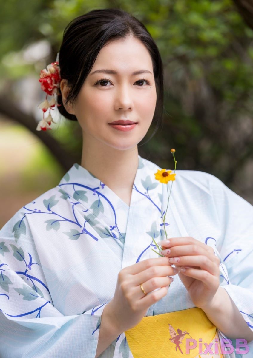 Japanese Idol Misaki Hikari photo collection start PixiBB.COM 043