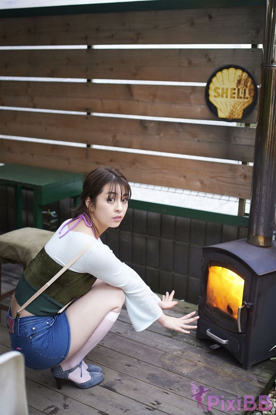 Japanese Idol Yanagi Yurina FRIDAY digital photo book overnight trip together Vol.1 PixiBB.COM 002