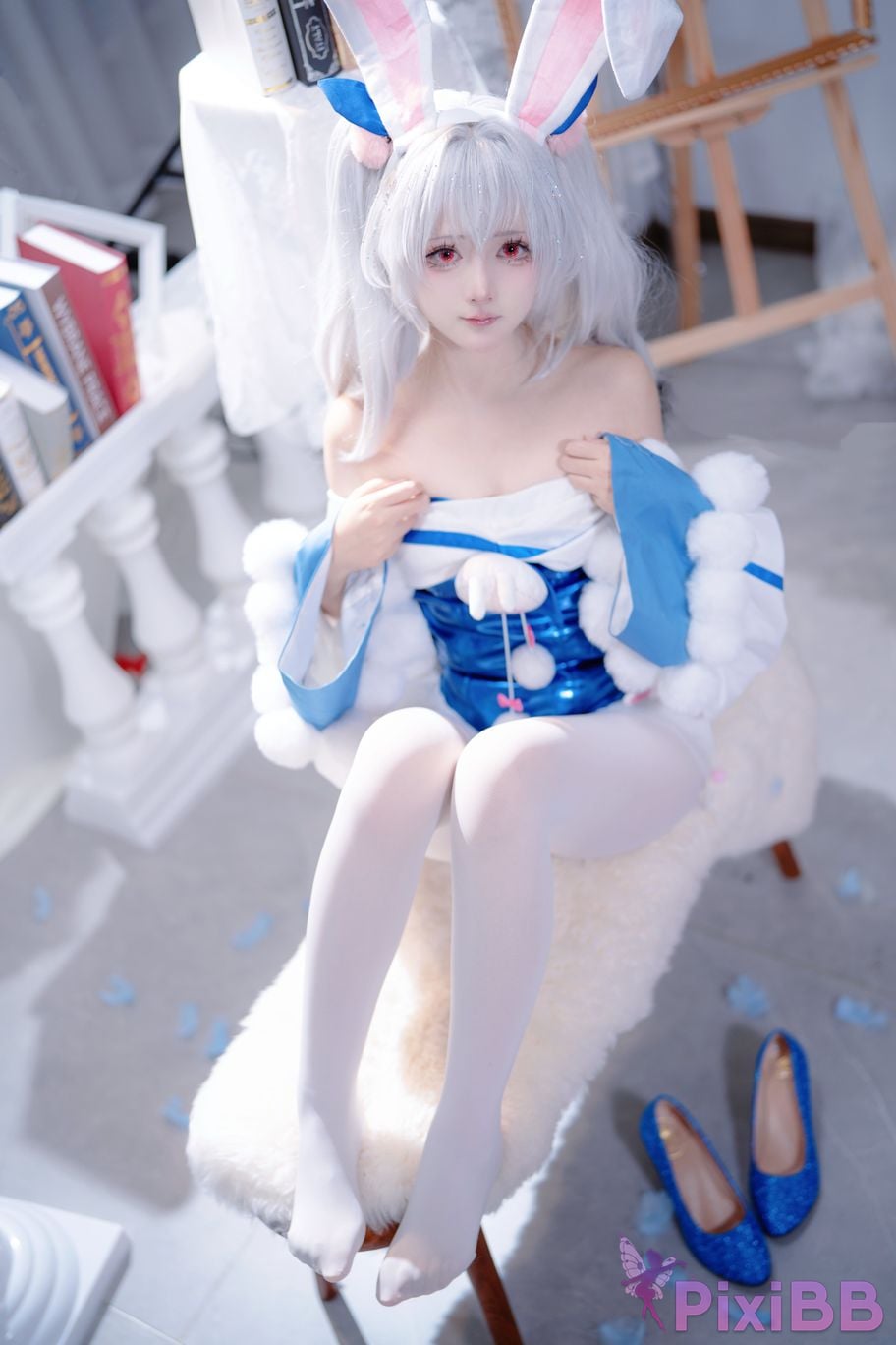 Cosplayer Do you like Airi azur lane Lafite rabbit PixiBB.COM 002