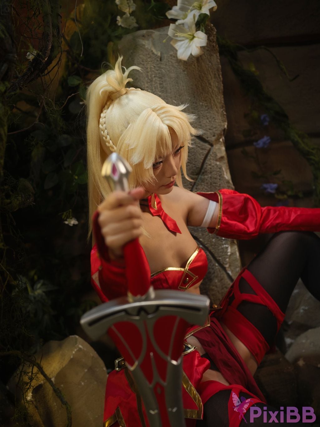 Cosplayer Huli raccoon Mordred PixiBB.COM 004
