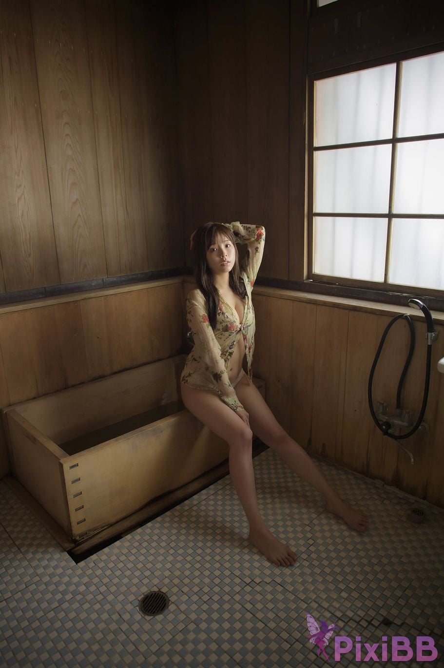 Japanese Idol Natsuki Kawamura FRIDAY digital photo book The body I want to embrace Vol.2 PixiBB.COM 044