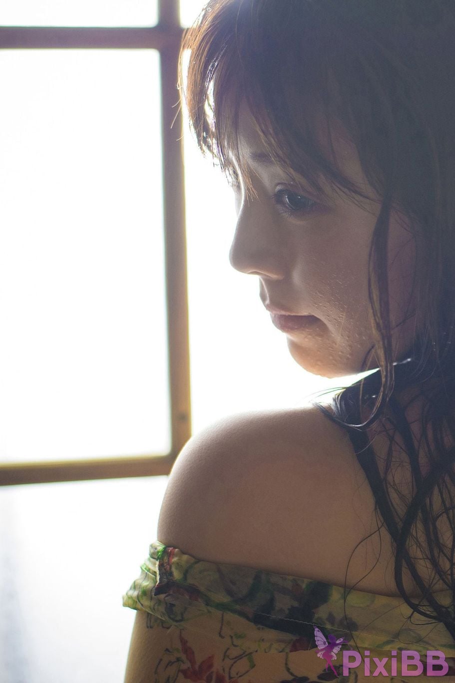 Japanese Idol Natsuki Kawamura FRIDAY digital photo book The body I want to embrace Vol.2 PixiBB.COM 055