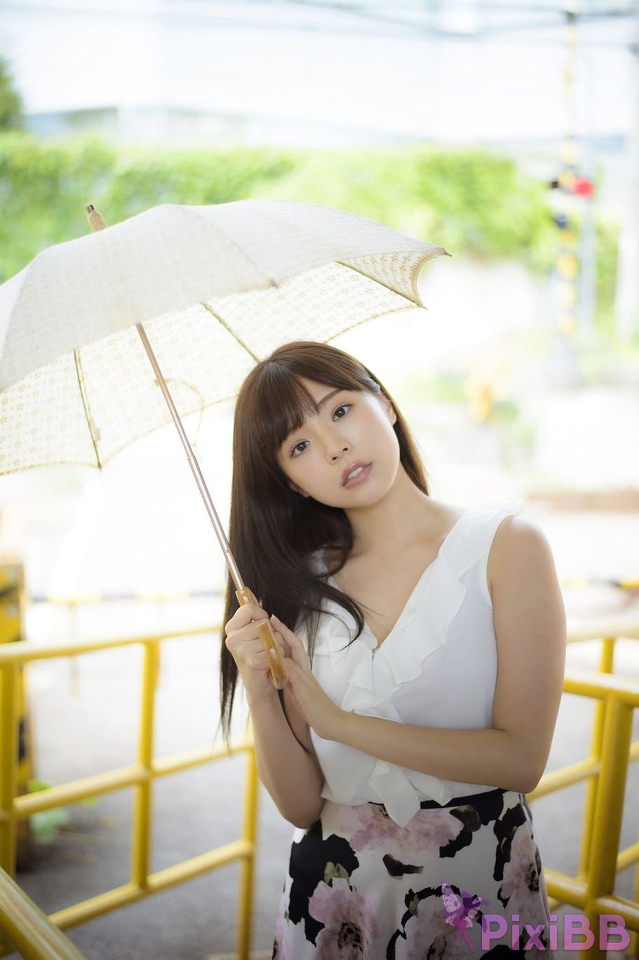 Japanese Idol Natsuki Kawamura FRIDAY digital photo book The body I want to embrace Vol.1 PixiBB.COM 011
