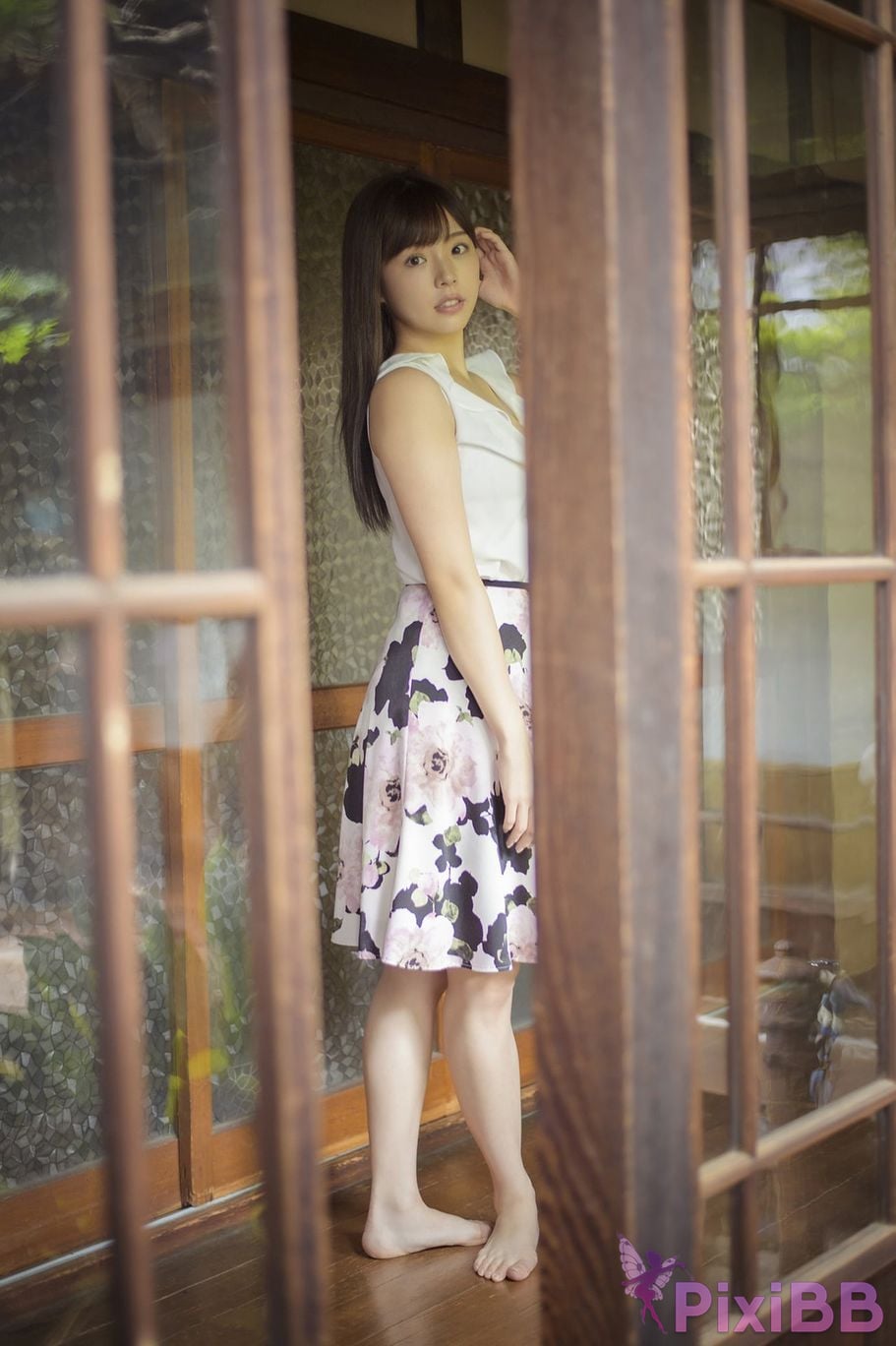 Japanese Idol Natsuki Kawamura FRIDAY digital photo book The body I want to embrace Vol.1 PixiBB.COM 021
