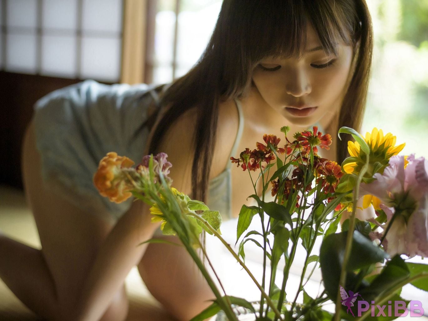 Japanese Idol Natsuki Kawamura FRIDAY digital photo book The body I want to embrace Vol.1 PixiBB.COM 046