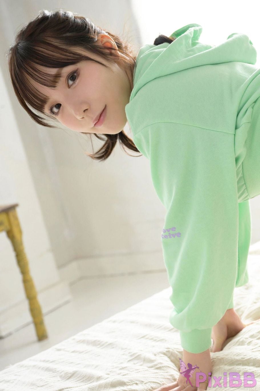 Japanese Idol Ao Ebisaki FRIDAY Digital Photo Book Dining Vol.2 120 Pages Deluxe Edition PixiBB.COM 046