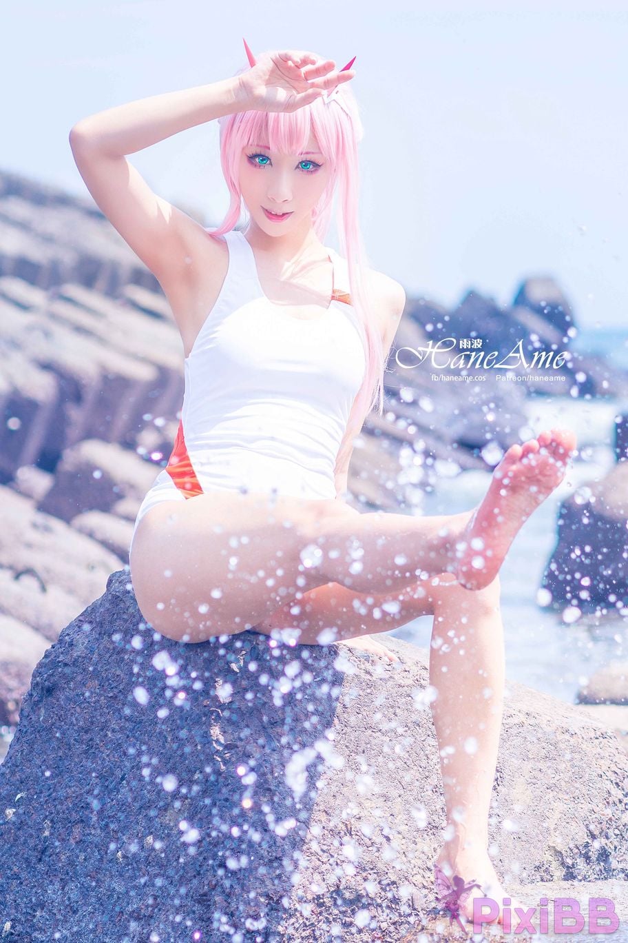 HAZeroTwoSwimsuit PixiBB.COM