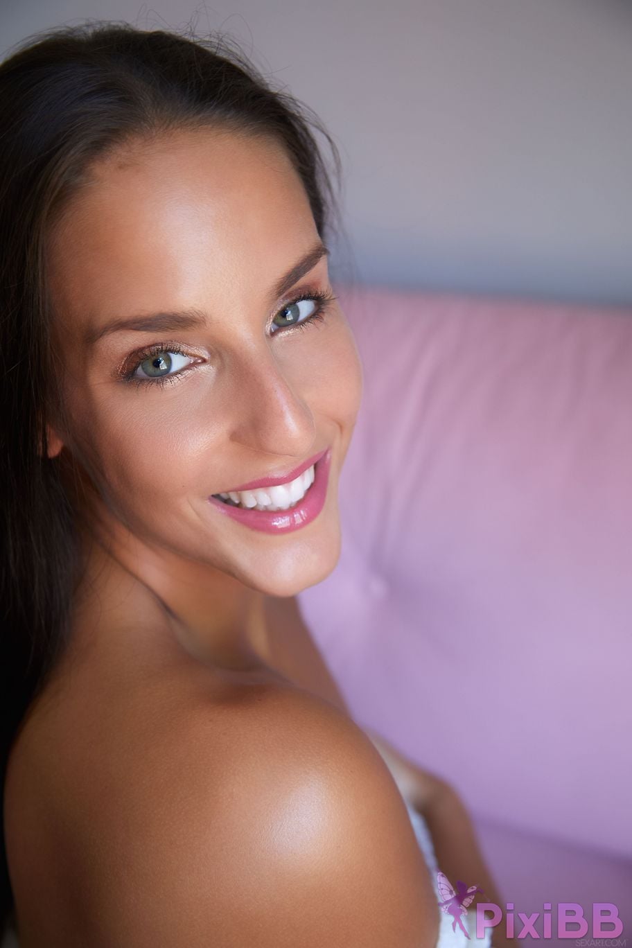 sexart betzz vigorous smile 035 PixiBB.COM