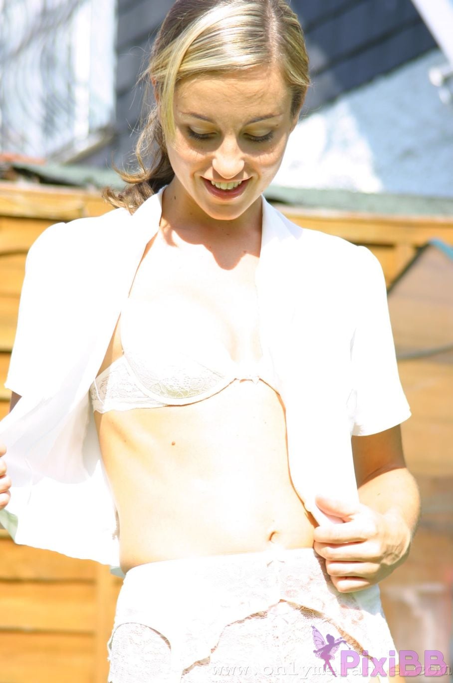 onlymelanie onlymelanie 106 084 PixiBB.COM