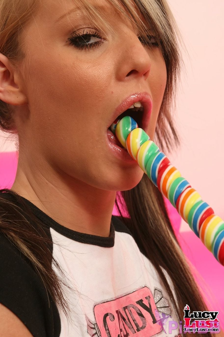 lucylust lucy lust candy 7348 2400px 049 PixiBB.COM