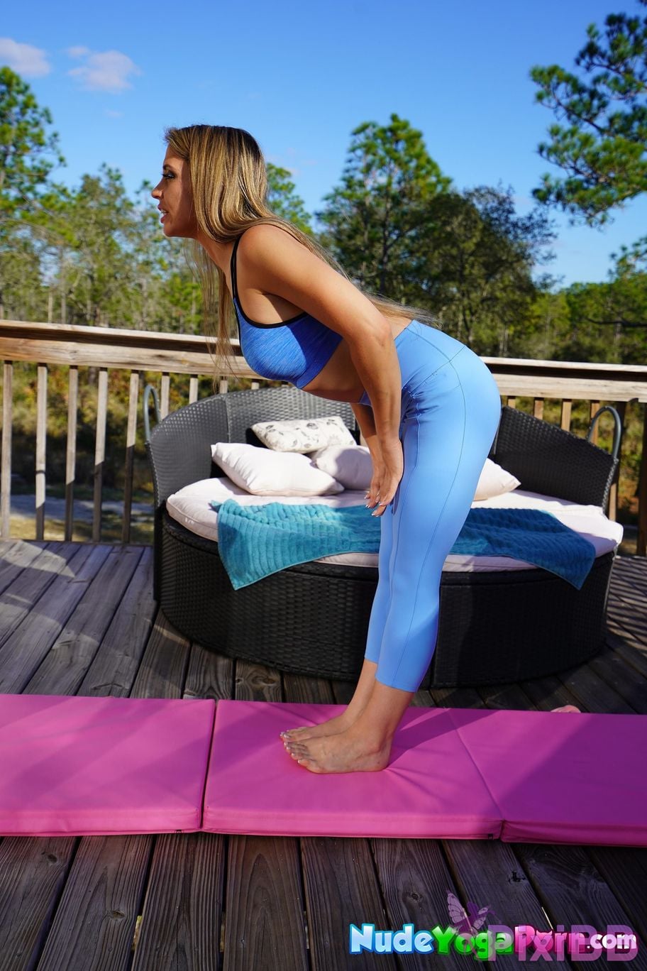 angelica amore nudeyogaporn 00007 PixiBB.COM