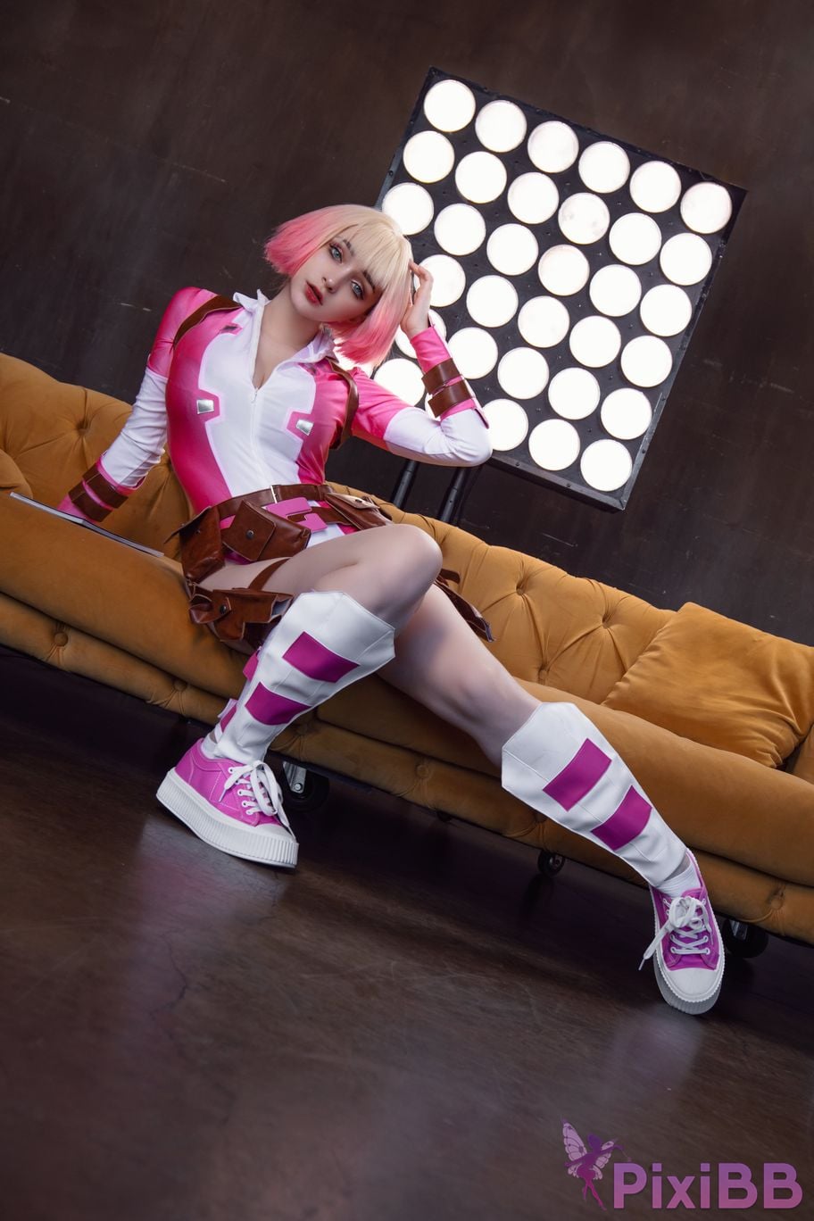Hologana Gwenpool PixiBB.COM 4