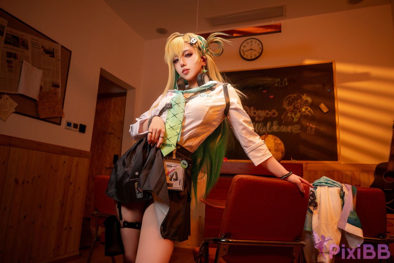Cosplayer jiao rou ji Walk u re Ming Chao Linnae PixiBB.COM 010