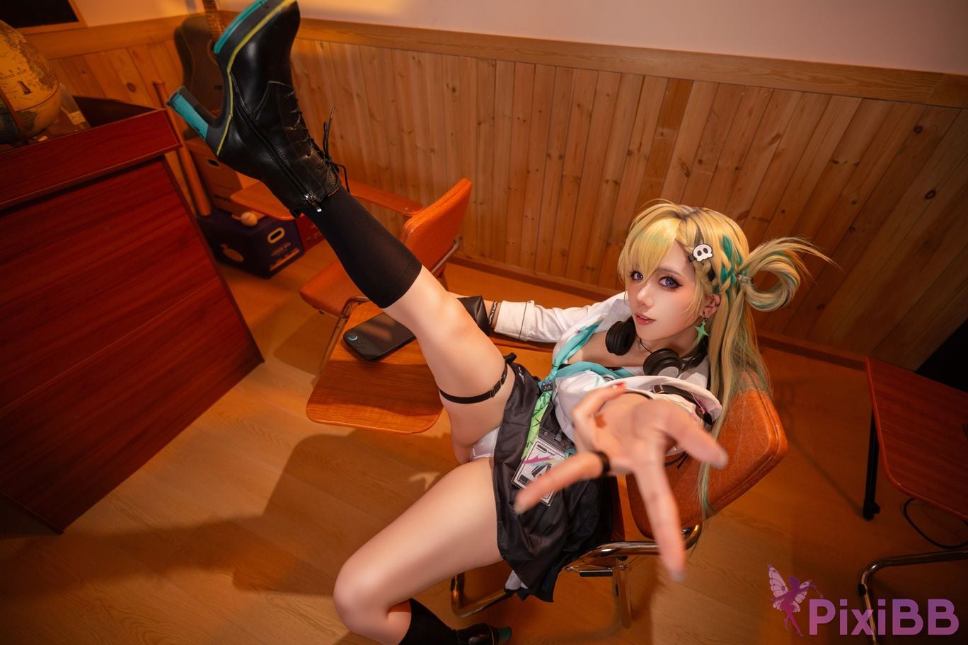 Cosplayer jiao rou ji Walk u re Ming Chao Linnae PixiBB.COM 013