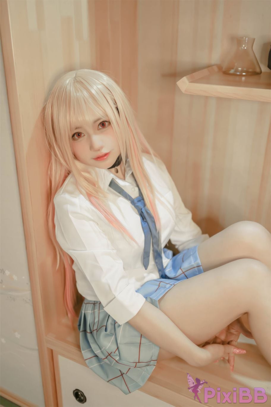 Cosplayer Nyako miao zi Dressing doll falls in love Kitagawa Sea Dream PixiBB.COM 011