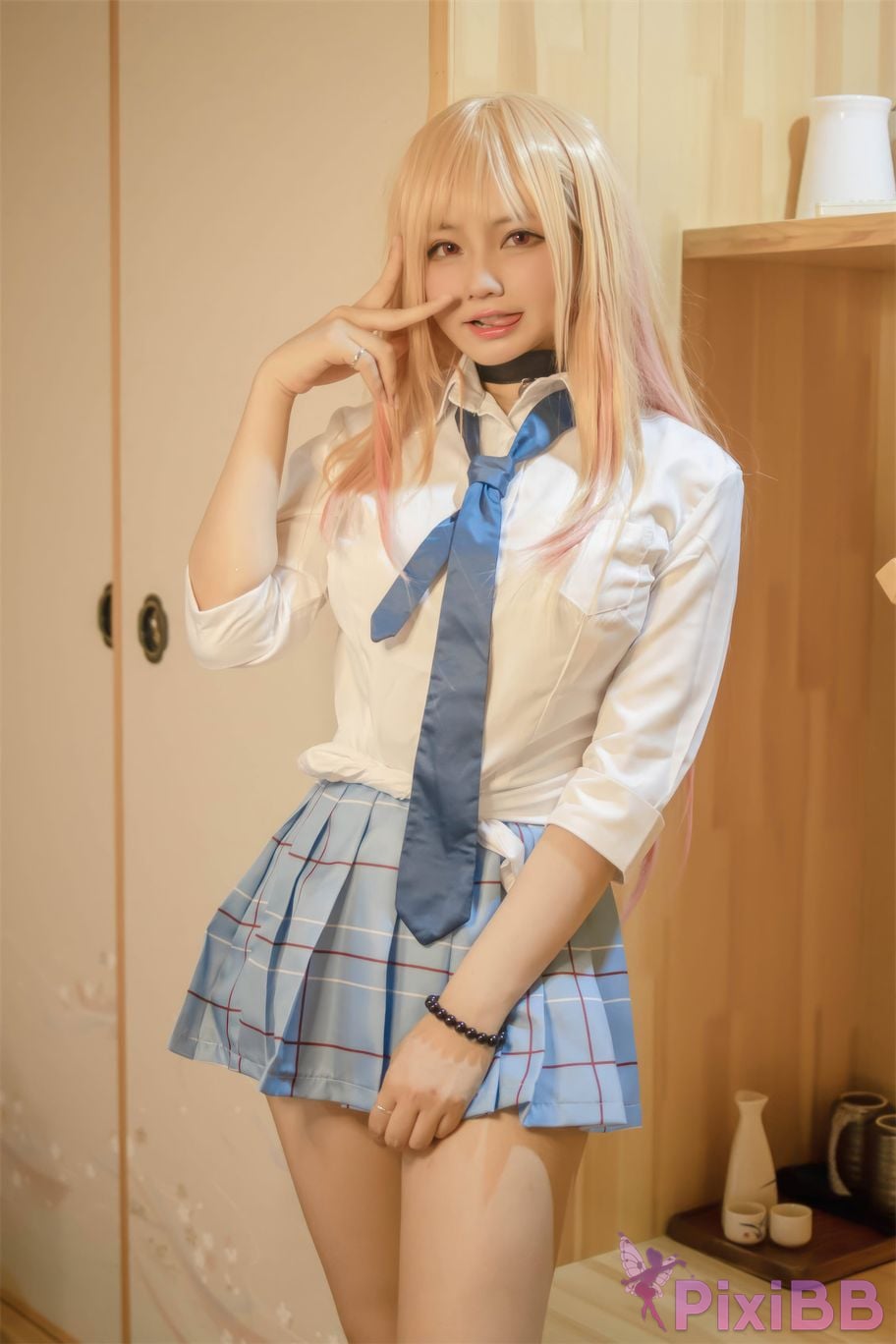 Cosplayer Nyako miao zi Dressing doll falls in love Kitagawa Sea Dream PixiBB.COM 012