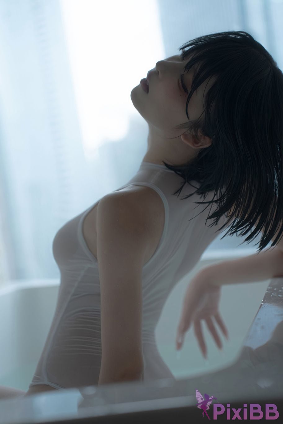 Cosplayer Zhiyue Etsu ko transparent swimming PixiBB.COM 019