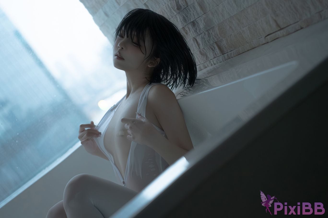 Cosplayer Zhiyue Etsu ko transparent swimming PixiBB.COM 047