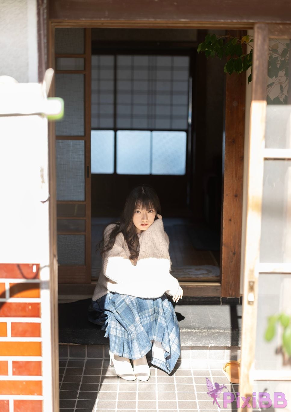 Japanese Idol Miyashita Rena The Fate of Fake Love PixiBB.COM 045