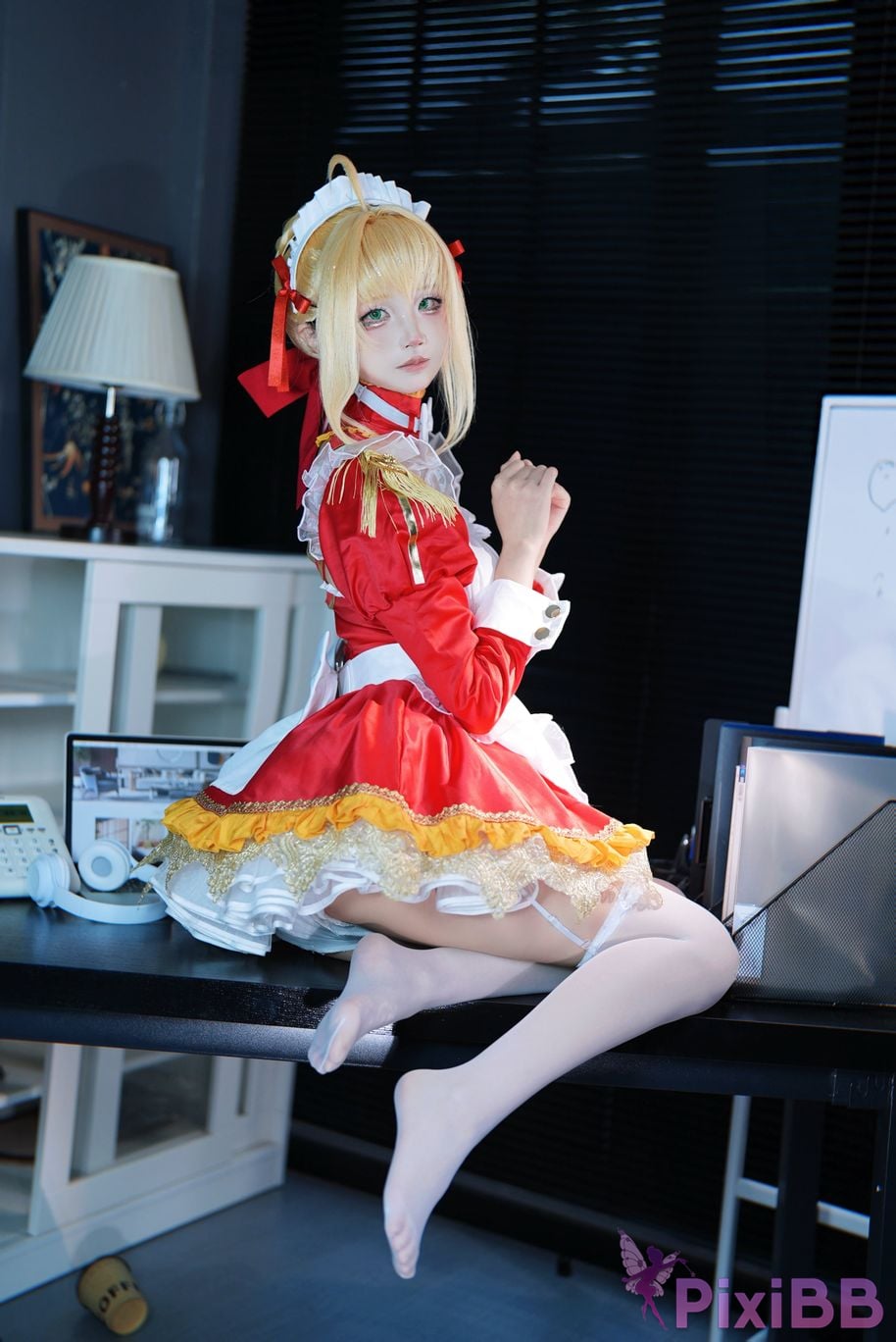 Cosplayer Five more ghosts FGO Nero maid PixiBB.COM 005