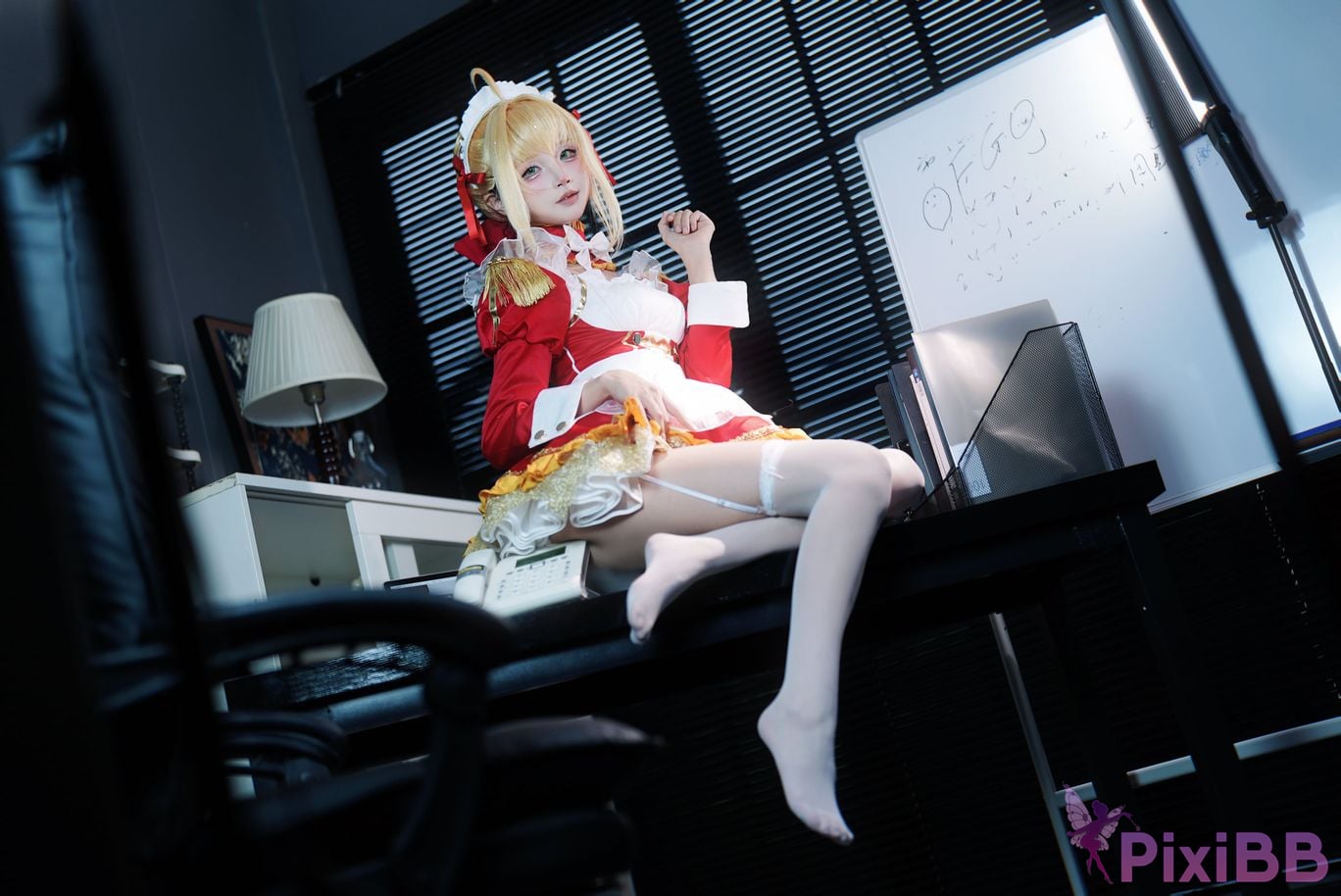 Cosplayer Five more ghosts FGO Nero maid PixiBB.COM 007