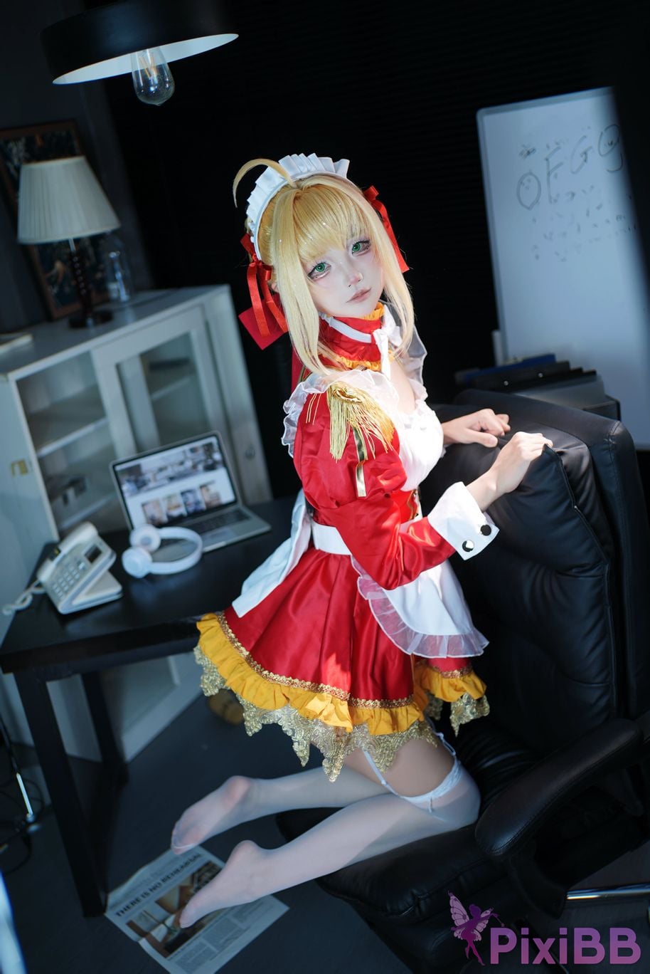 Cosplayer Five more ghosts FGO Nero maid PixiBB.COM 009