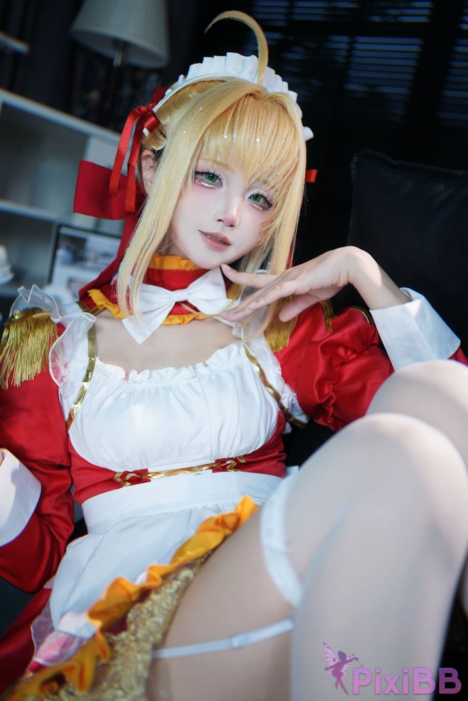 Cosplayer Five more ghosts FGO Nero maid PixiBB.COM 010