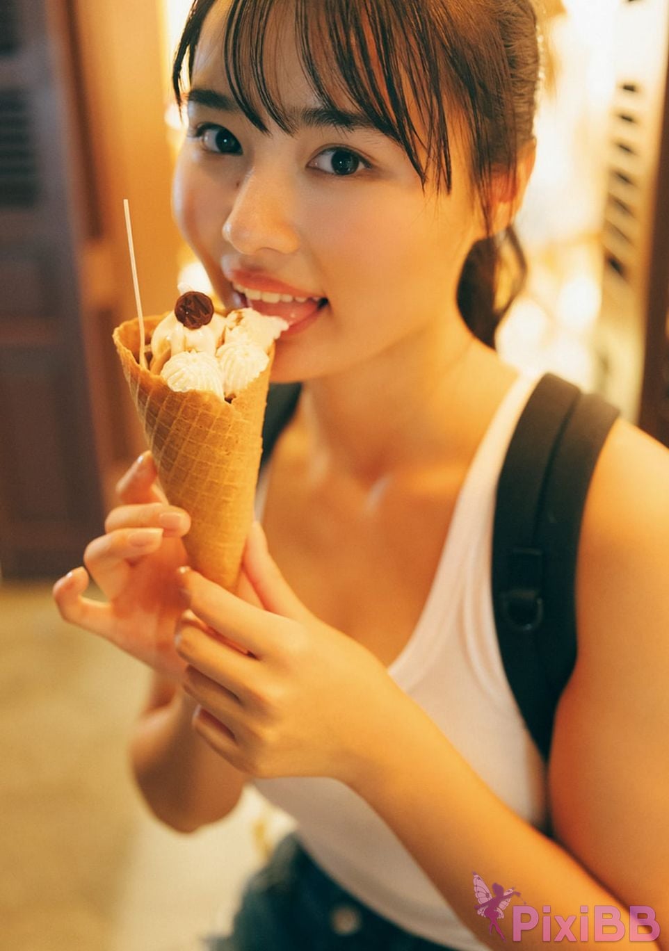 Japanese Idol Cocoro Toyoshima Teshima Shinzakura 1st photo collection Only heart cherry blossoms PixiBB.COM 059