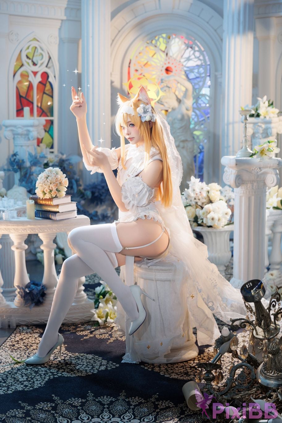 Cosplayer Essie aiwest Blue Archive Elo Marys wedding PixiBB.COM 031