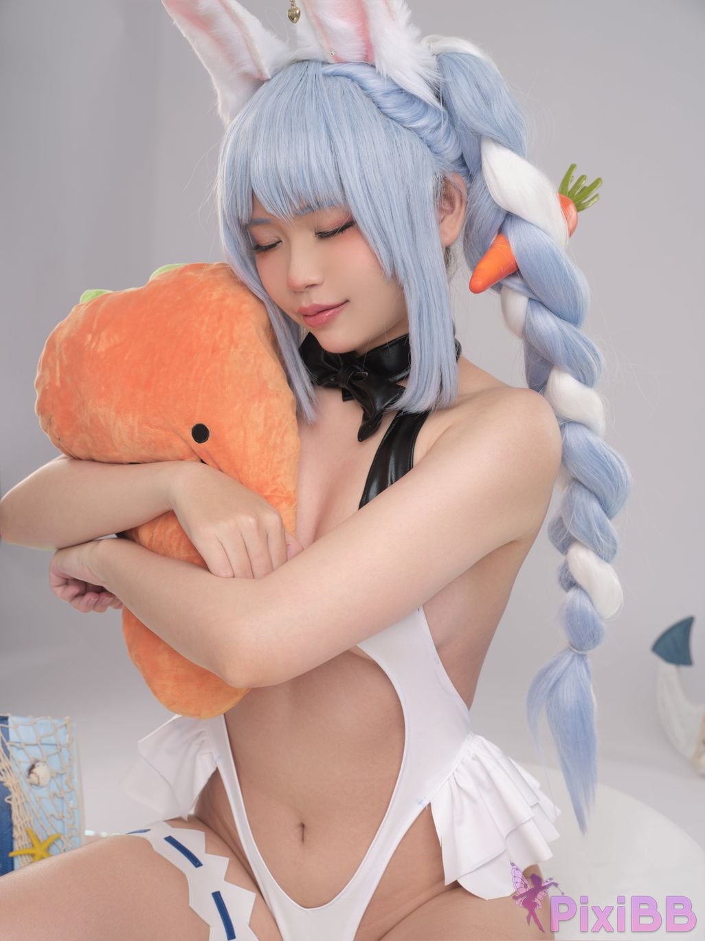 Coser ZinieQ Hololive Pekora PixiBB.COM 006