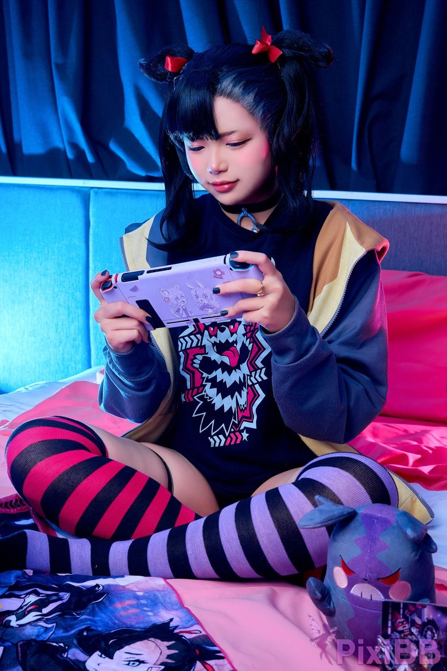 Coser ZinieQ Marnie Gaming PixiBB.COM 003