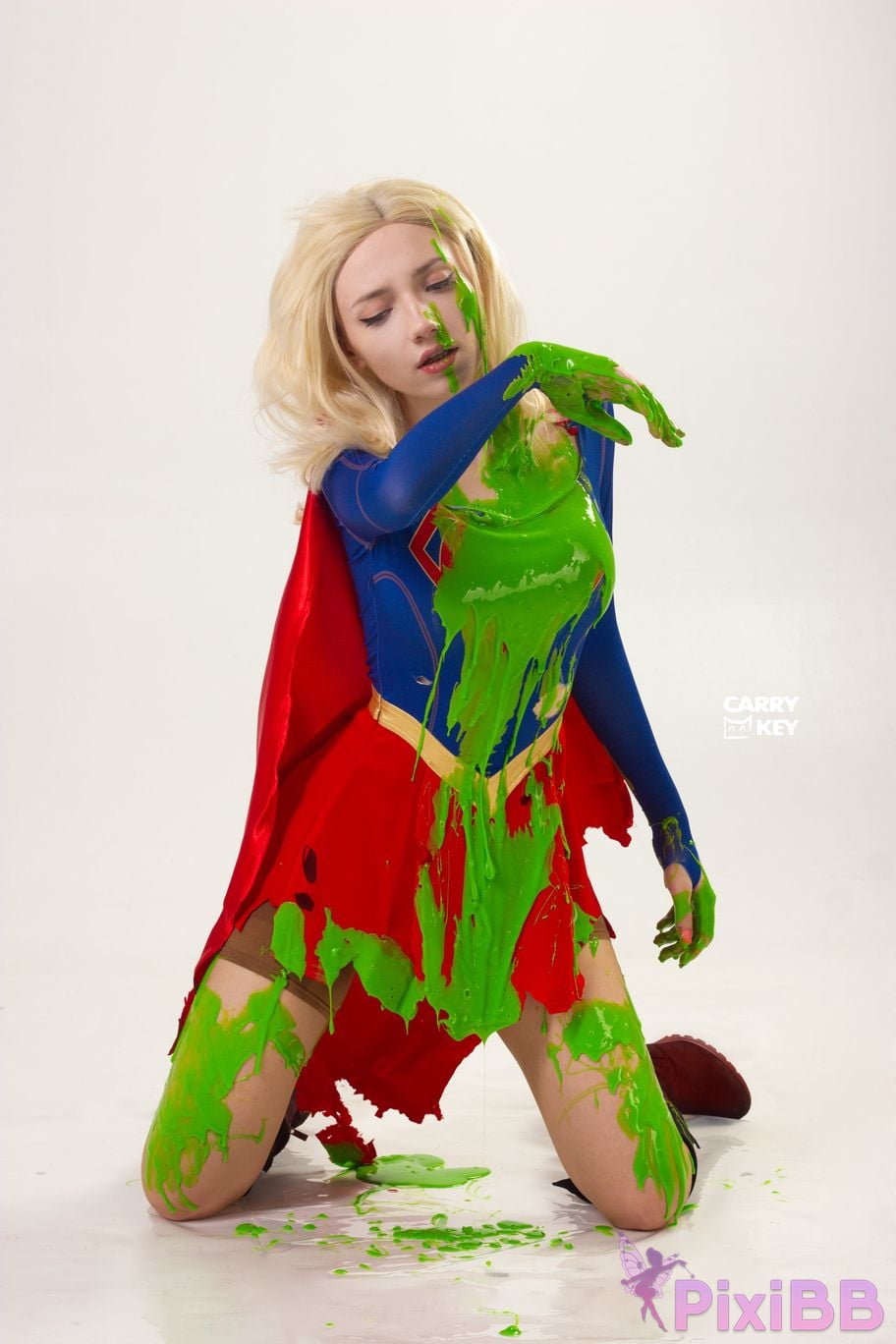 CarryKey Supergirl PixiBB.COM 36