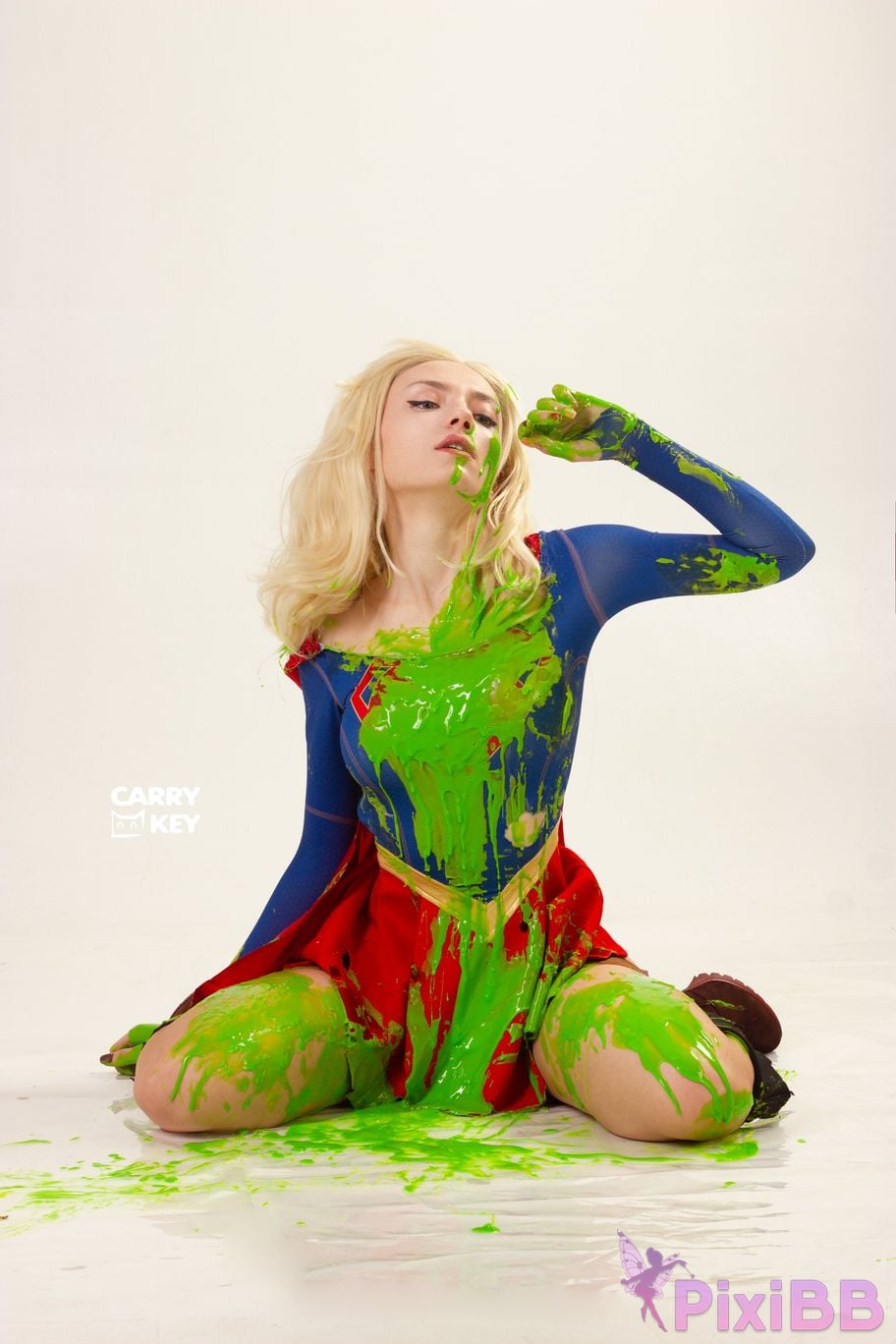 CarryKey Supergirl PixiBB.COM 43
