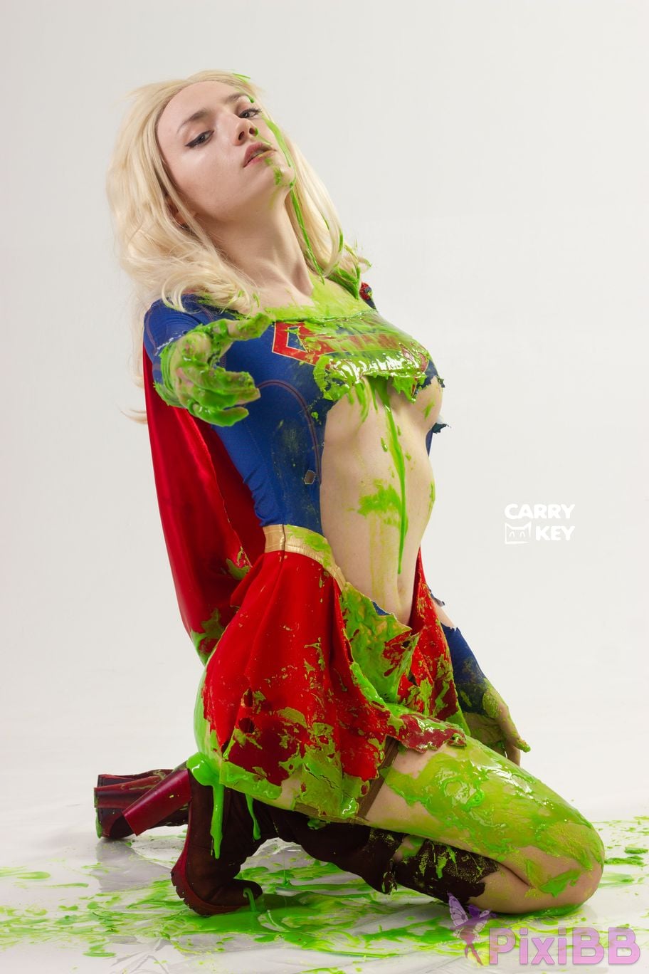 CarryKey Supergirl PixiBB.COM 51
