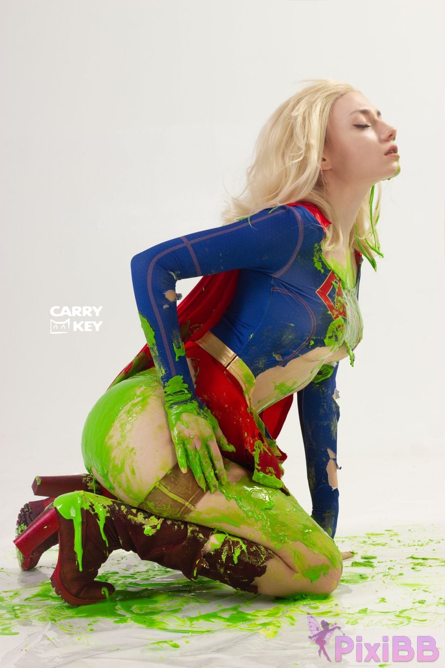 CarryKey Supergirl PixiBB.COM 52
