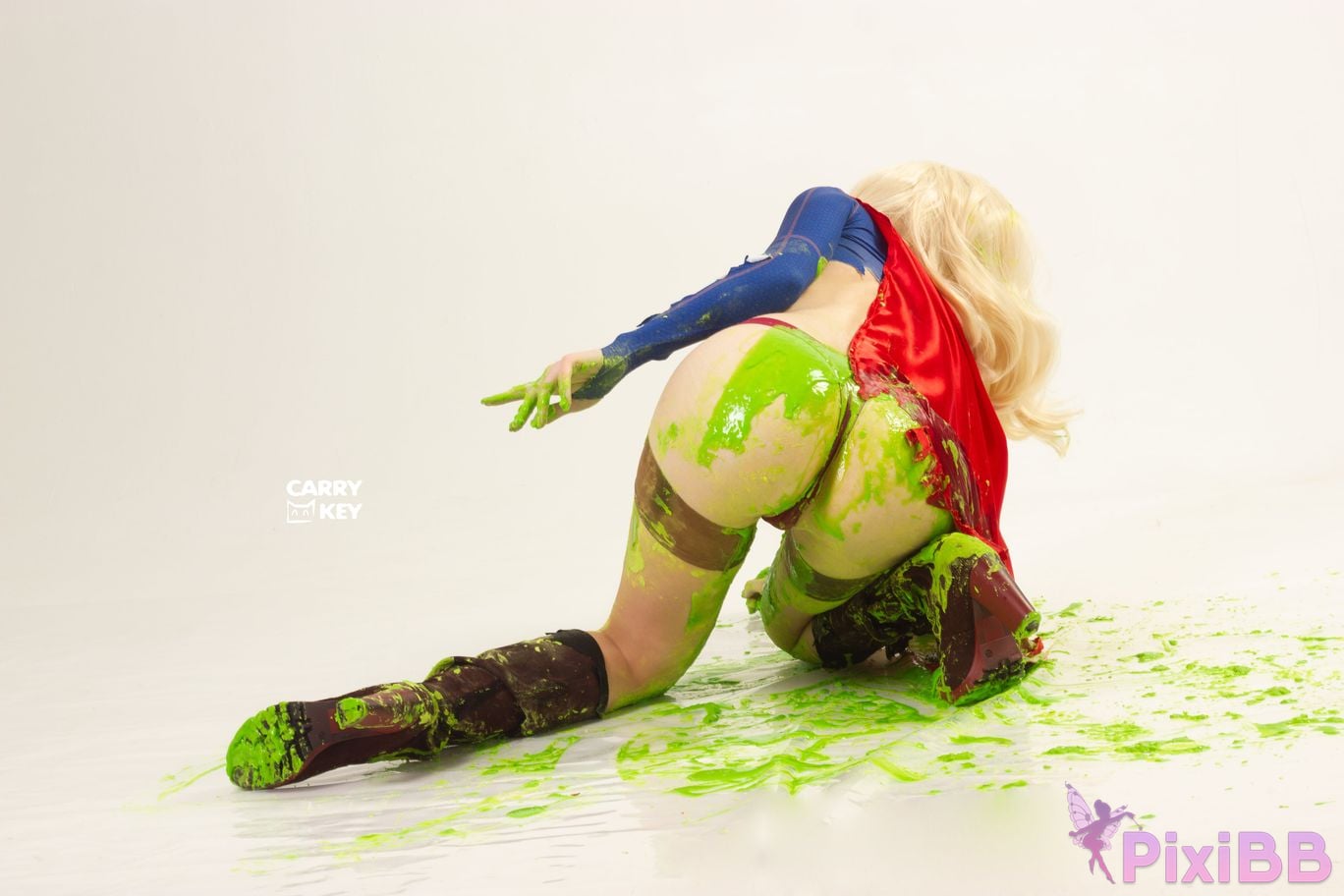 CarryKey Supergirl PixiBB.COM 81