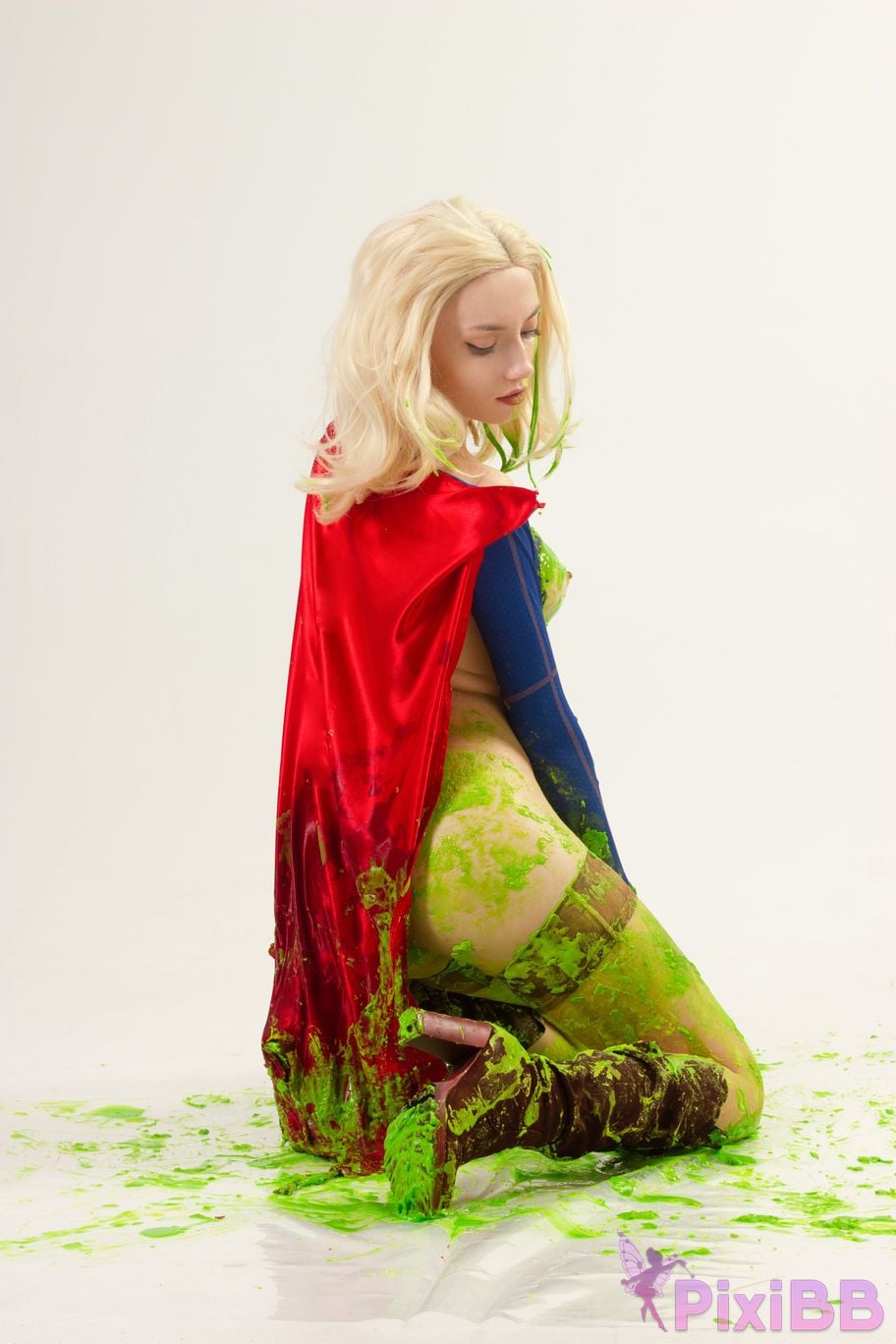 CarryKey Supergirl PixiBB.COM 88