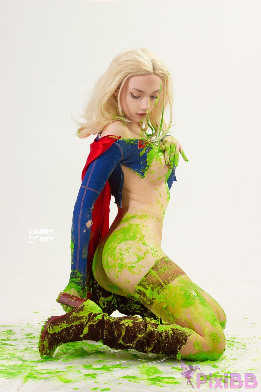 CarryKey Supergirl PixiBB.COM 92