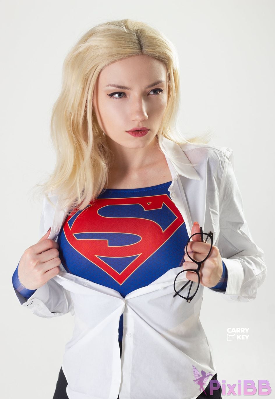 CarryKey Supergirl PixiBB.COM 94